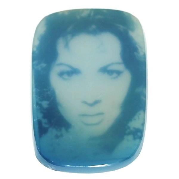 Loose hard stone with photo proces etched picture of Sara Montiel